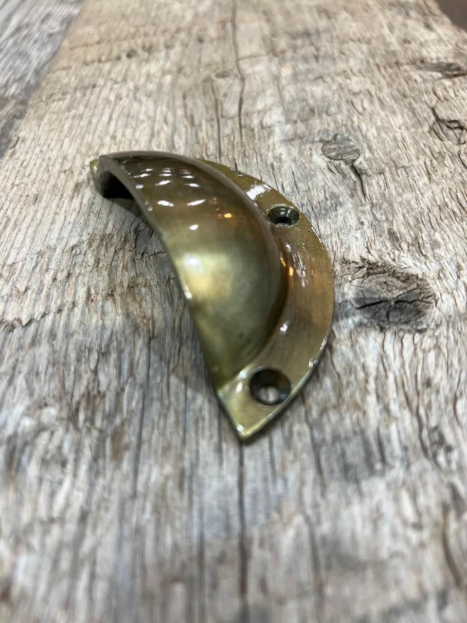 HANDLE BRASS - CUPPED