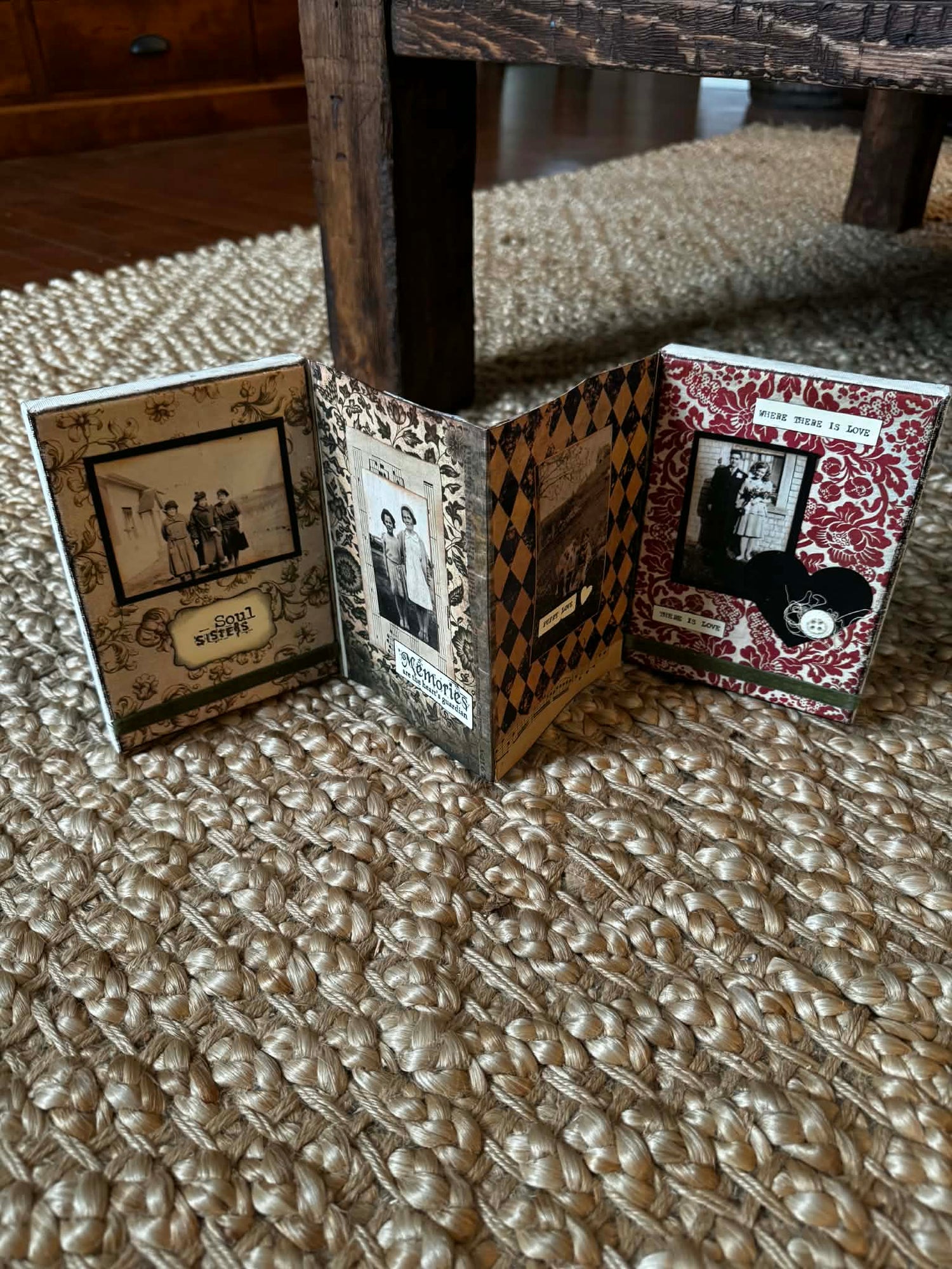 Workshop-Mixed Media Concertina Style Book--MARCH 29 @ 11AM (Read details in description)