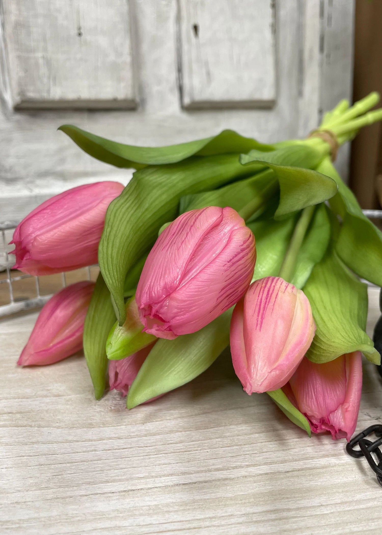 12" FRESH TOUCH DEEP BLUSH PINK FORMOSA TULIP BUNDLE (4 FLOWERS & 3 BUDS TO A BUNDLE)