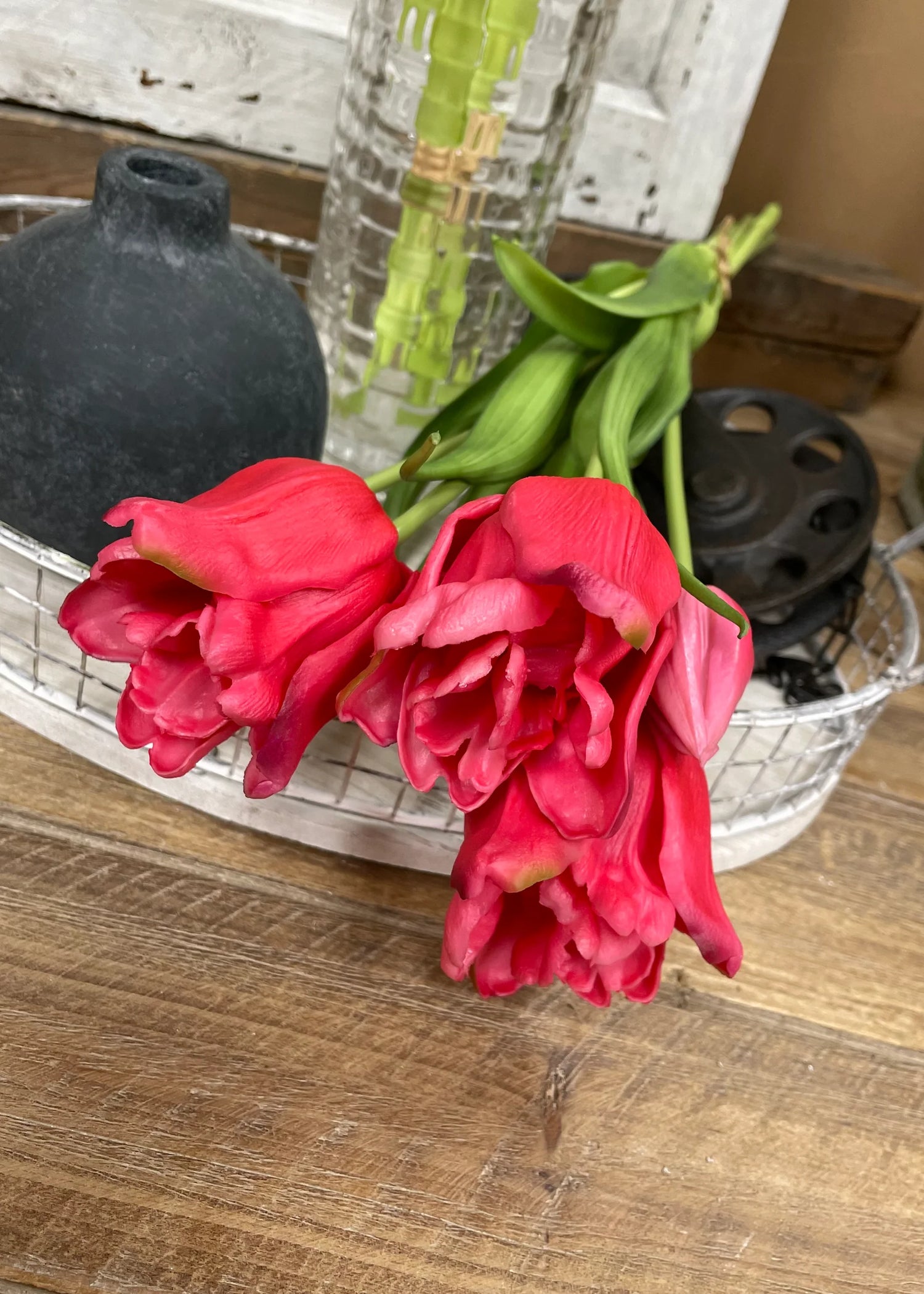 18" FRESH TOUCH RUFFLED ROSE PARROT TULIP BUNDLE (3 FLOWERS & 2 BUDS TO A BUNDLE)