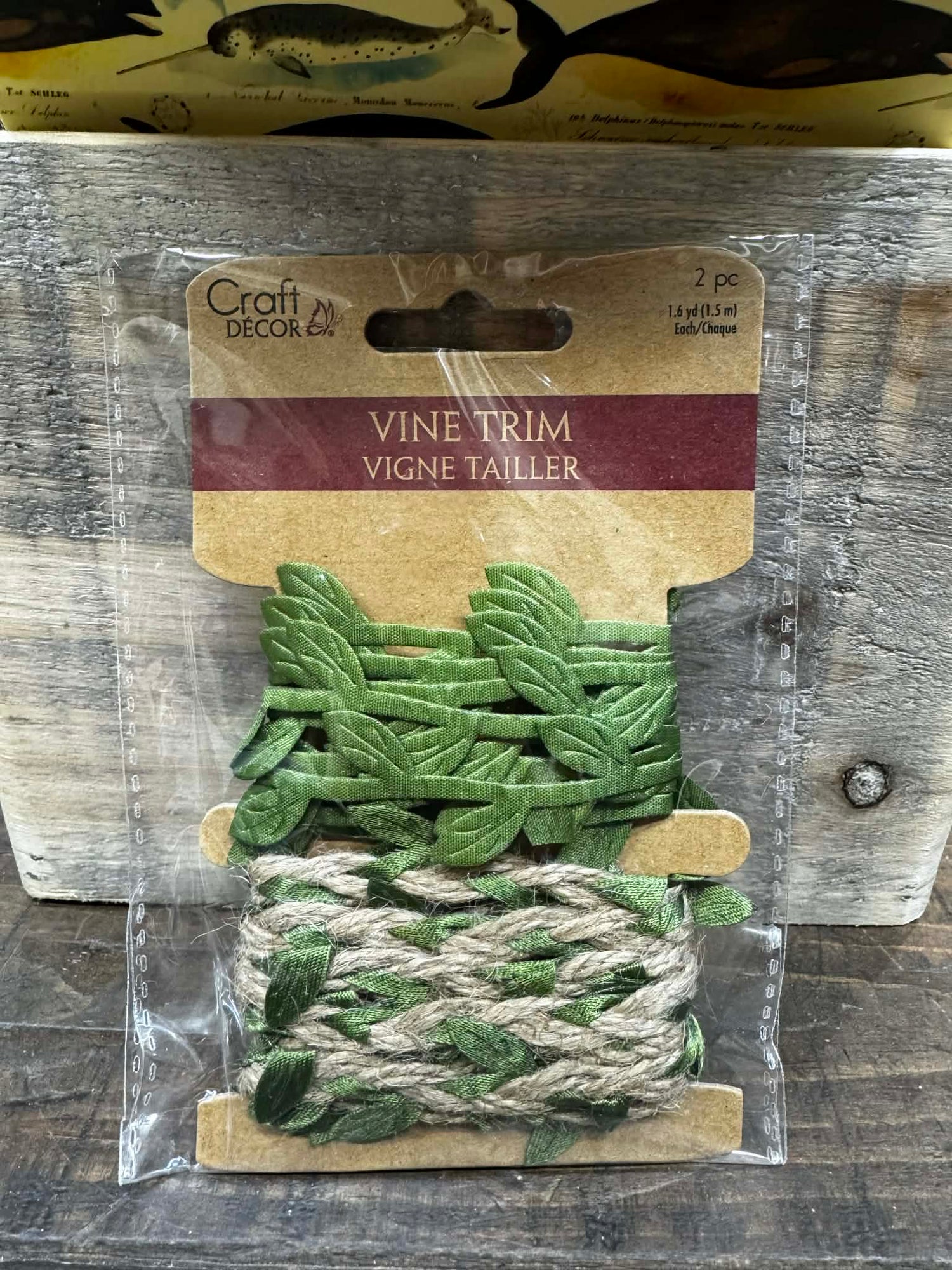 VINE TRIM