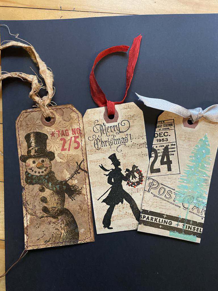 Christmas Gift Tag Set-(12 tags & 2 gift card holders)-SUNDAY,november 24---NOON