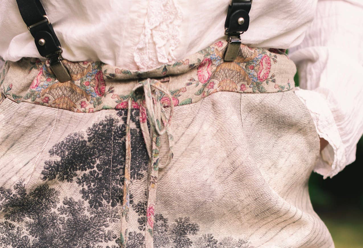 Still I Rise Linen Cropped Artist Pant w/ Sunrise, Woman: S/M