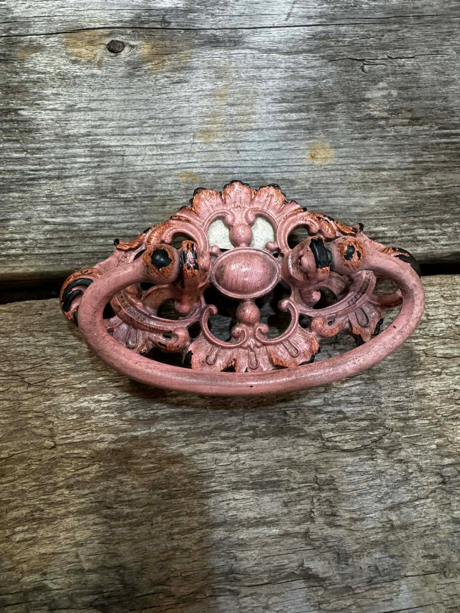 ORNATE DROP HANDLE ANTIQUE PINK