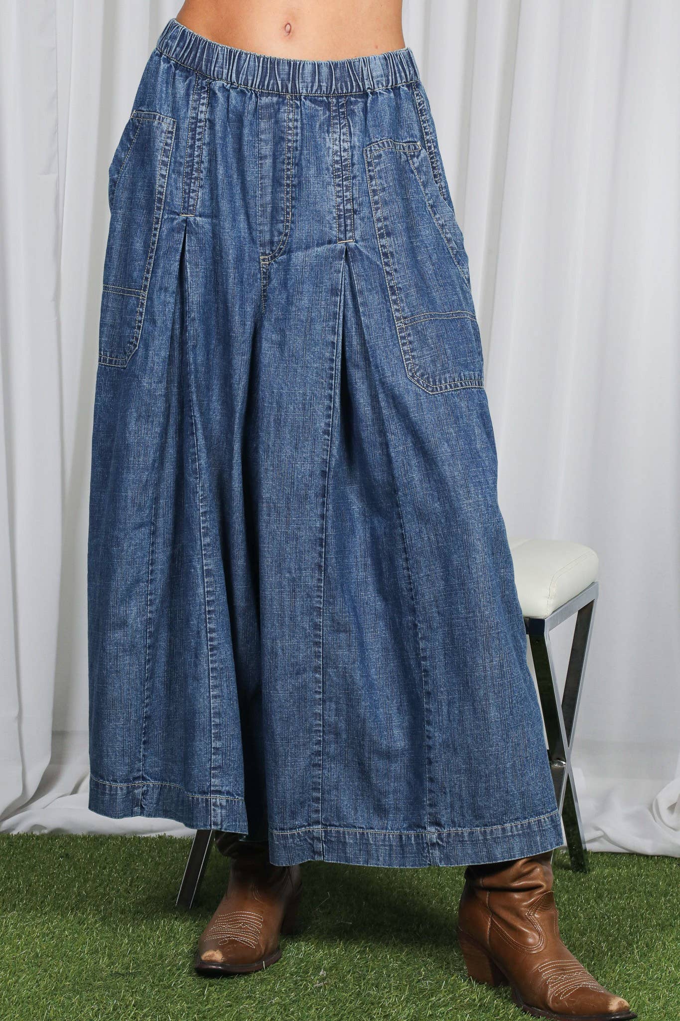 Pin-Tuck 100%Tencel Chambray Cropped Washed Pants / L