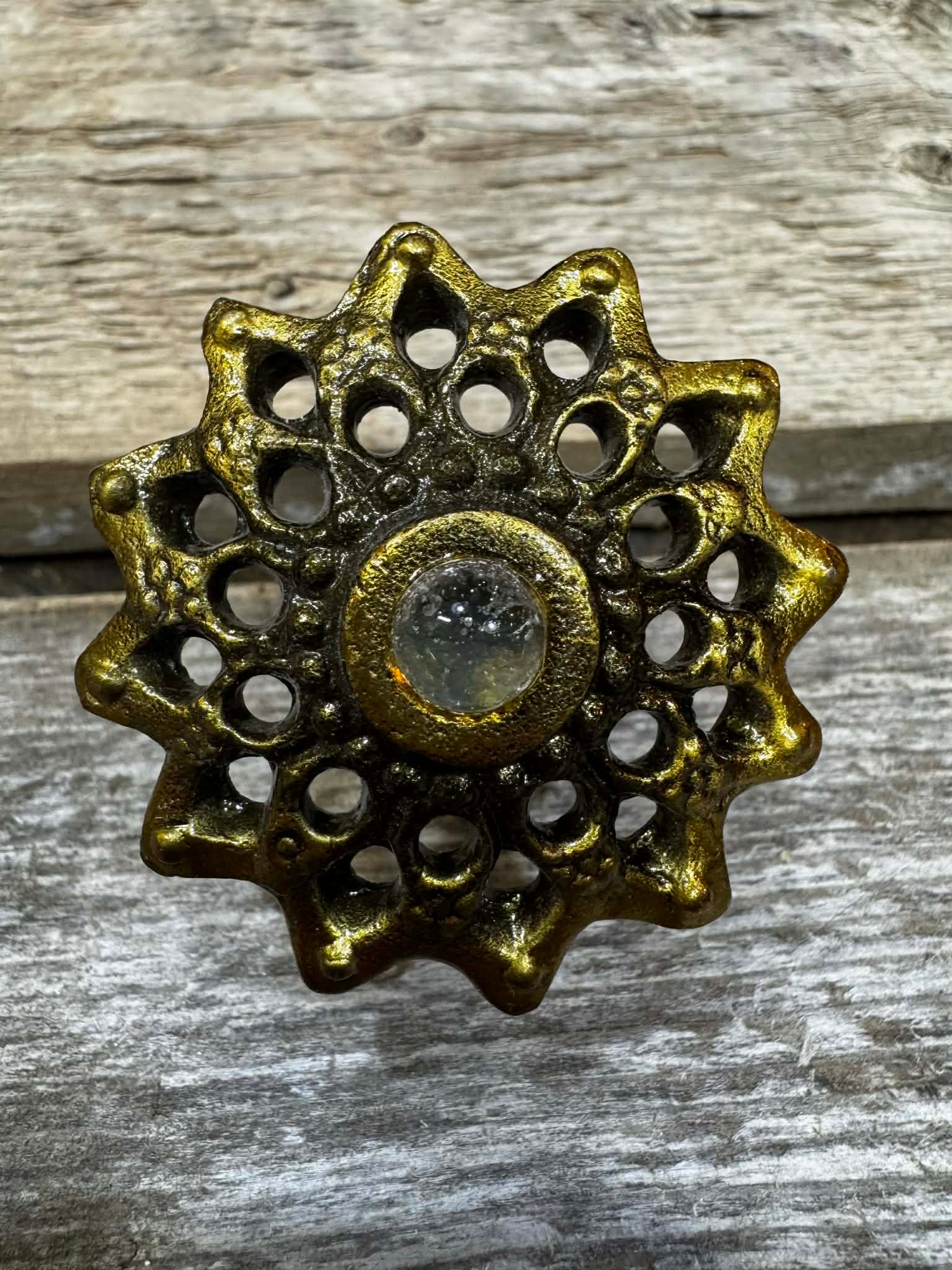 KNOB IRON AGED GOLD
