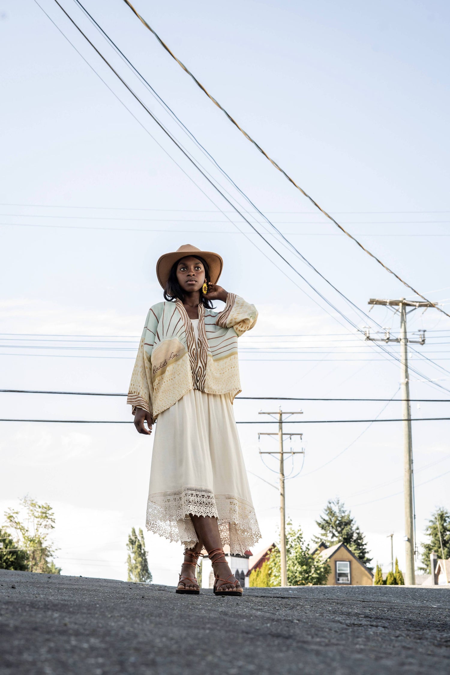Radiate Love Pixie Duster Cropped Kimono w/ Sunrise