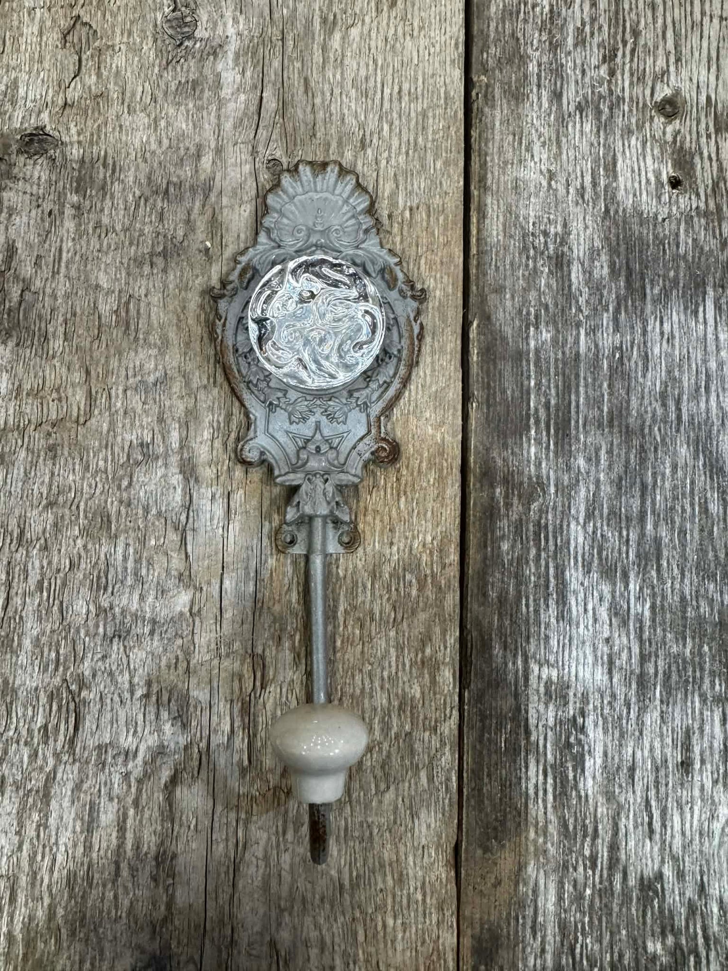 #22 HOOK GREY ORNATE