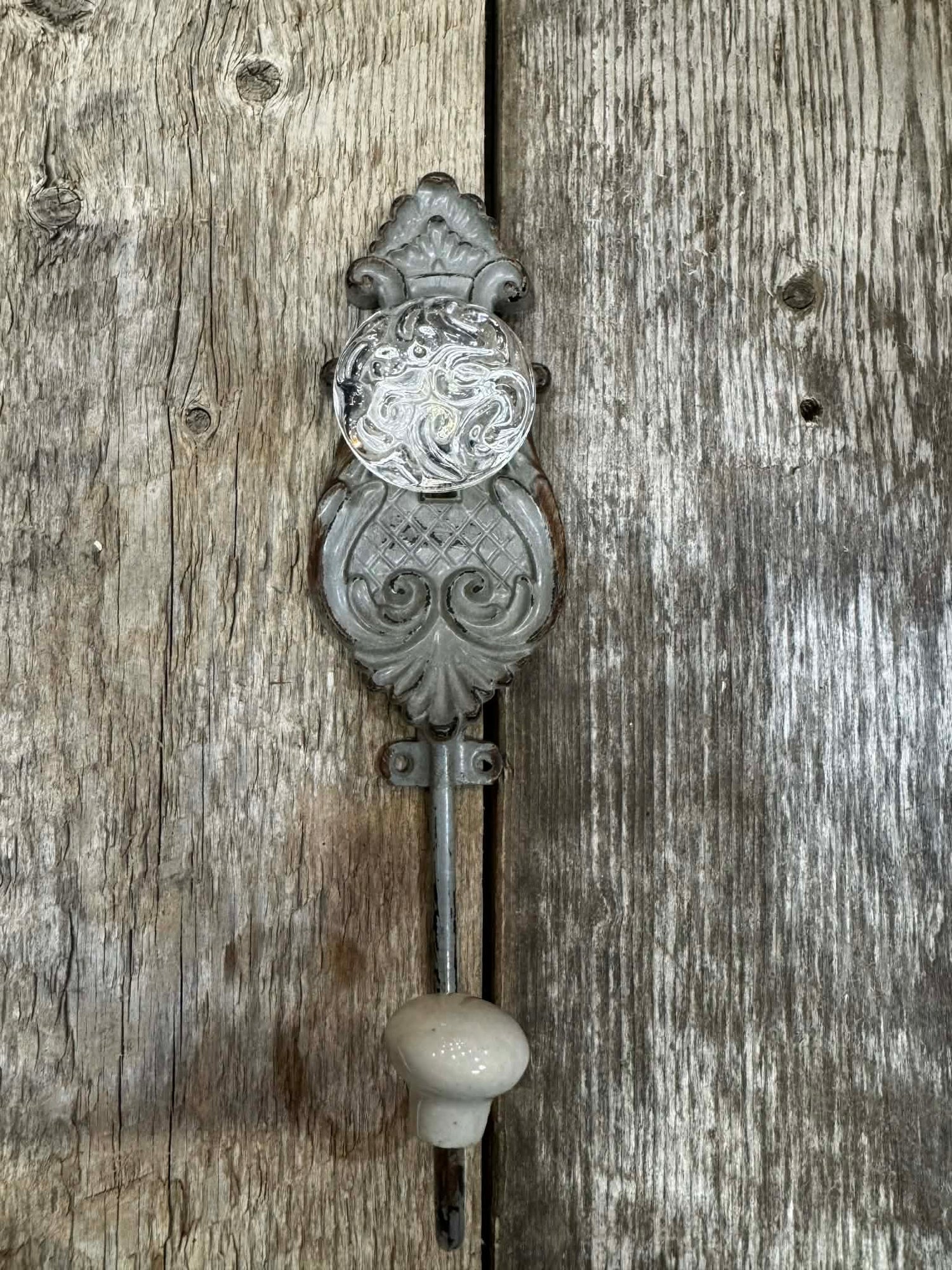 #22 HOOK GREY ORNATE